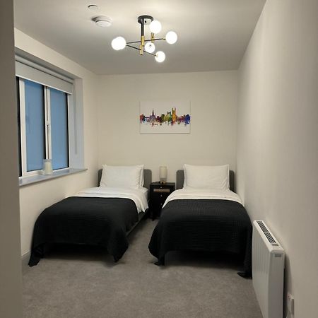 Haus Of Sulis, City Centre Apartment With Lift Access Bath Ngoại thất bức ảnh